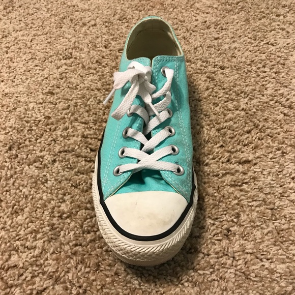converse size 8 - Picture 2 of 3